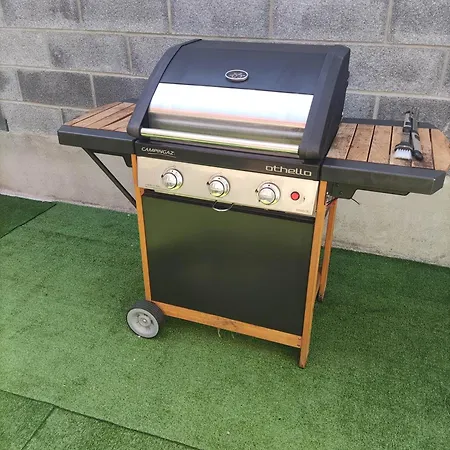 Alojamento de Acomodação e Pequeno-almoço Un Moment Pour Nous Ei